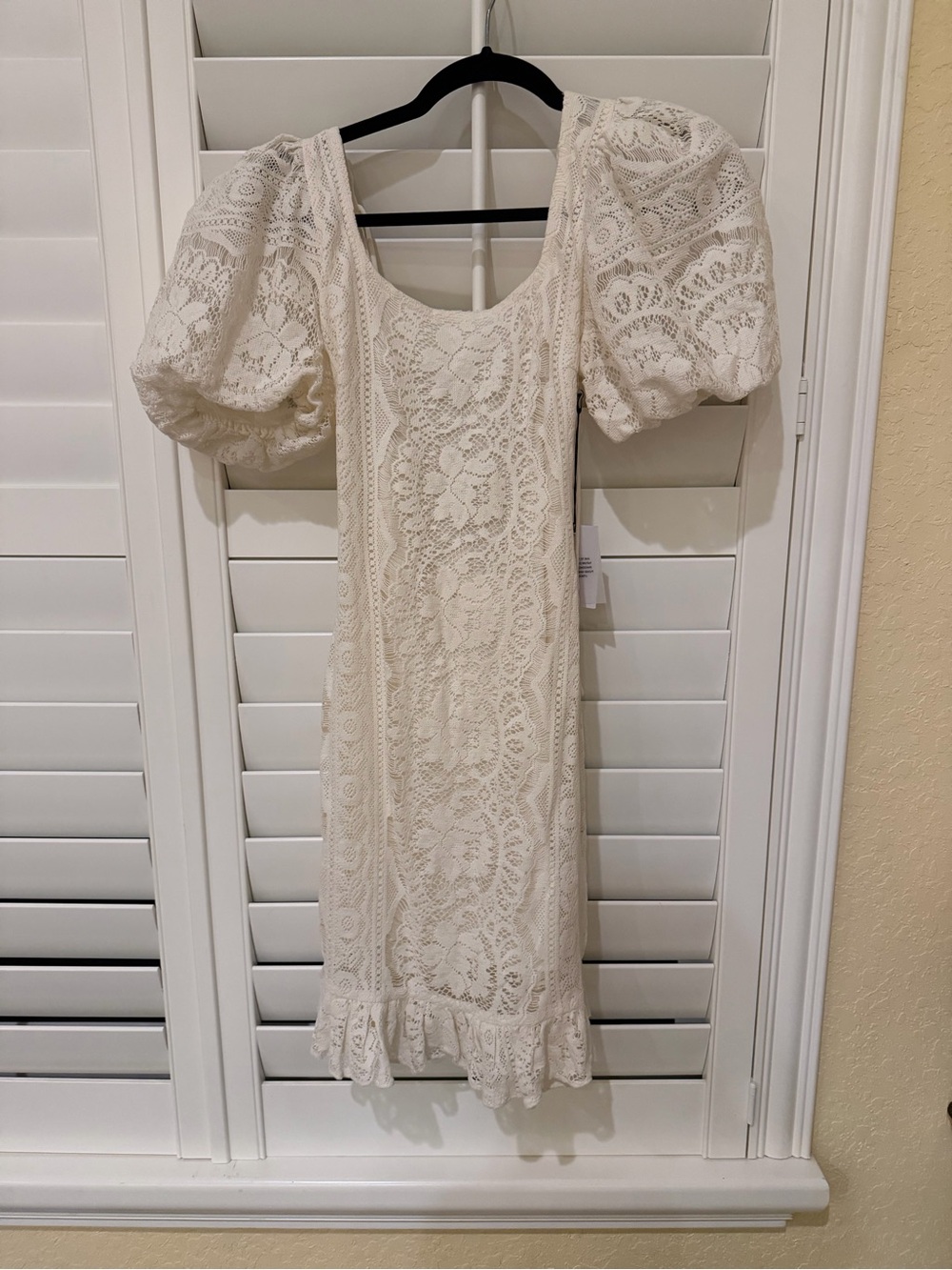 LPA Cream Lace Midi Dress with Puff Sleeves